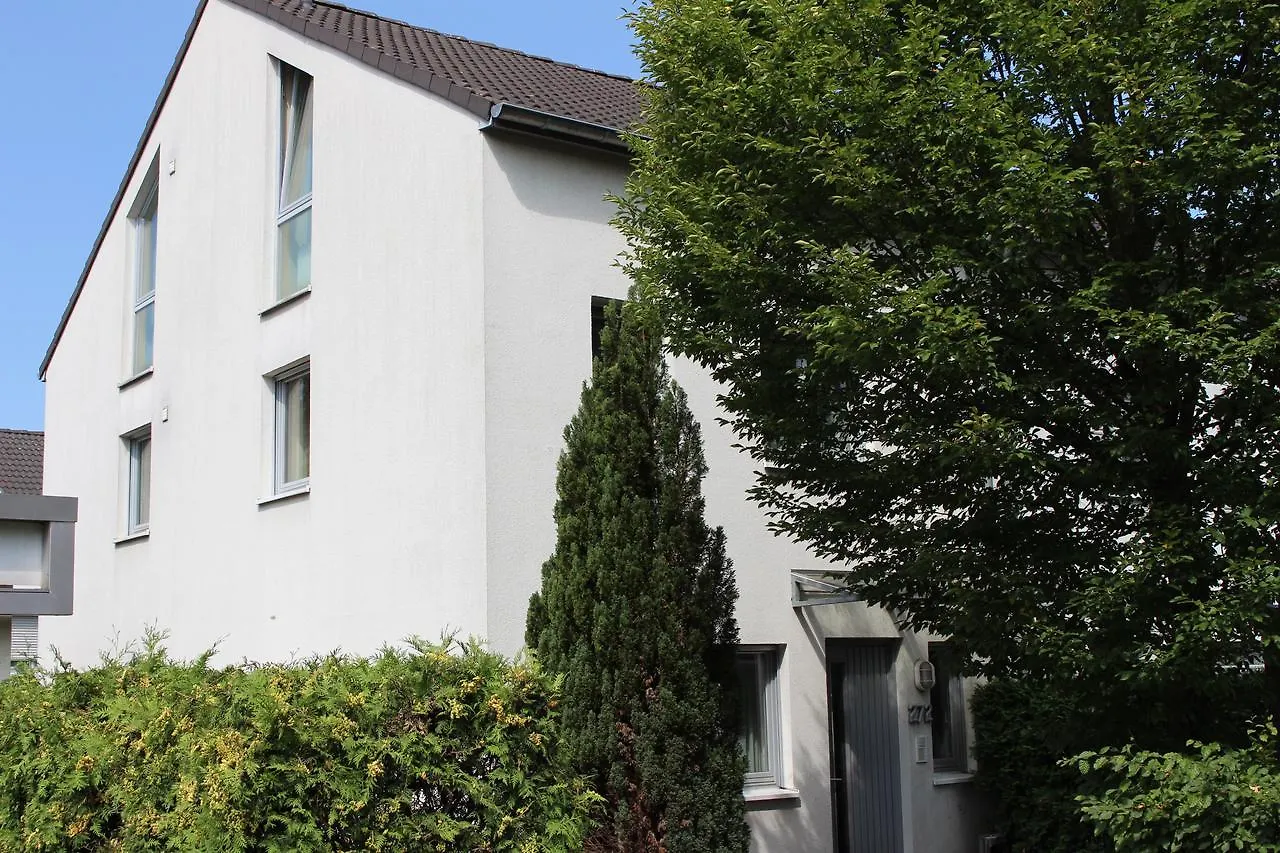 I.M.Apartments 42 M² Fuer 2 Personen Dusseldorf 2*,